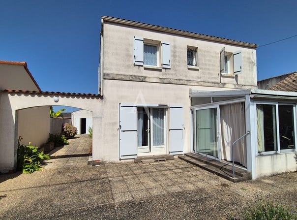 ROCHEFORT, Nouvelle-Aquitaine 17300