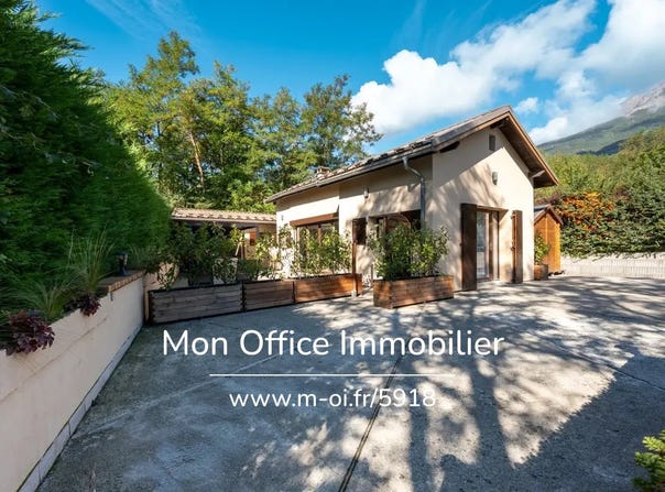 Embrun, Provence-Alpes-Côte d'Azur 05200