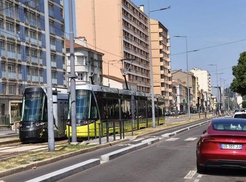 Saint-Etienne, Rhône-Alpes 42000