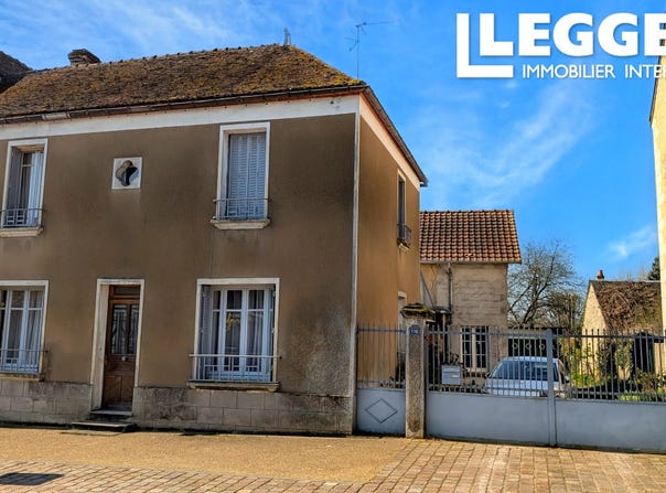 Cour-Maugis sur Huisne, Normandy 61110