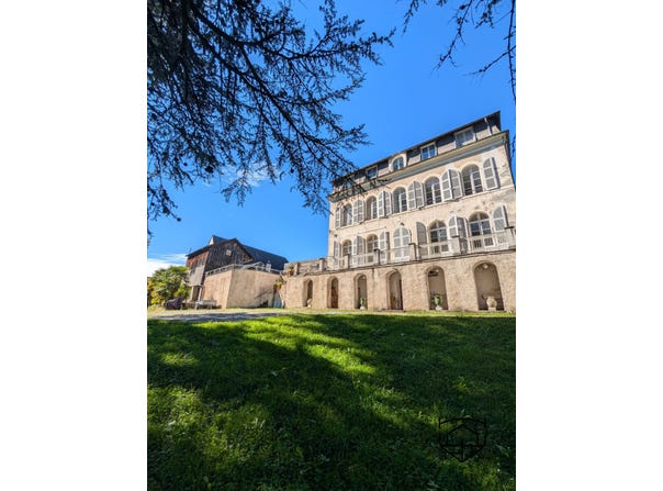 Pau, Aquitaine 64000