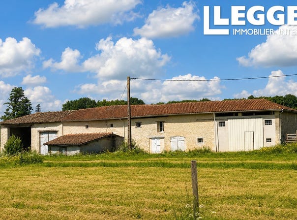 Léoville, Nouvelle-Aquitaine 17500