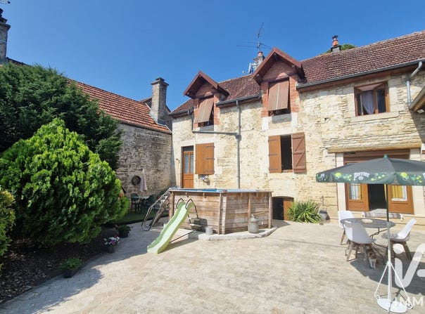 Bouix, Burgundy 21330