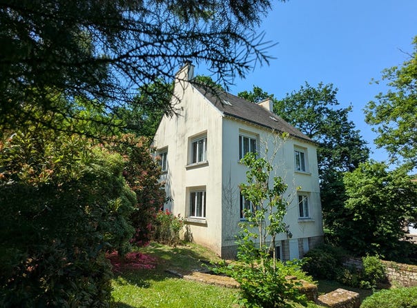 La Croix-Helléan, Brittany 56120