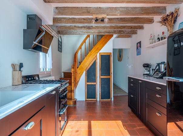 Tours, Centre-Val de Loire 37100