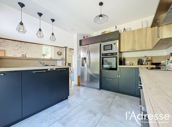 SAINT AVERTIN, Centre-Val de Loire 37550
