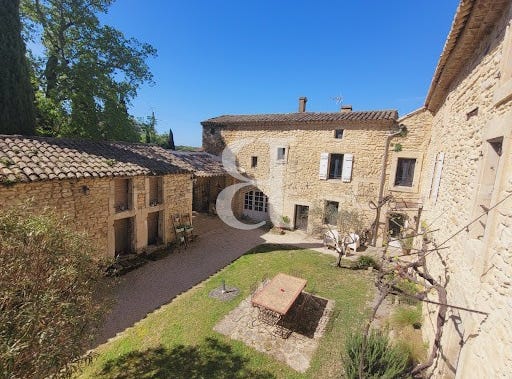 Grignan, Auvergne-Rhône-Alpes 26230