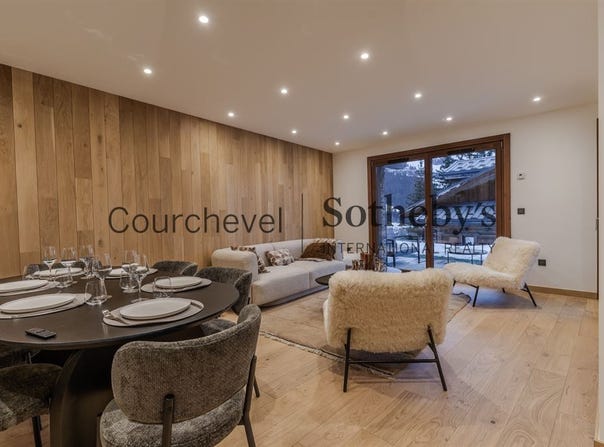 COURCHEVEL, Auvergne-Rhône-Alpes 73120