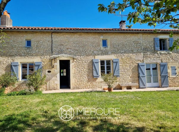 Linazay, Poitou-Charentes 86400