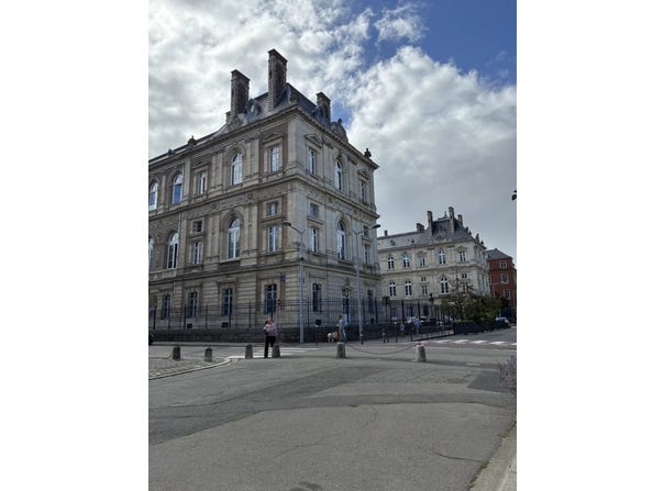 Amiens, Somme 80000