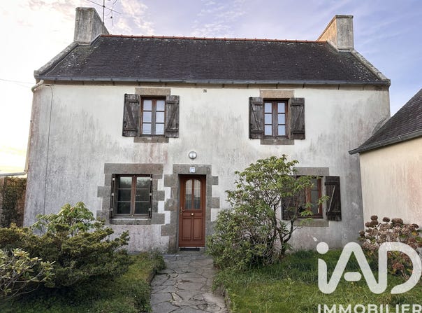 Audierne, Brittany 29770