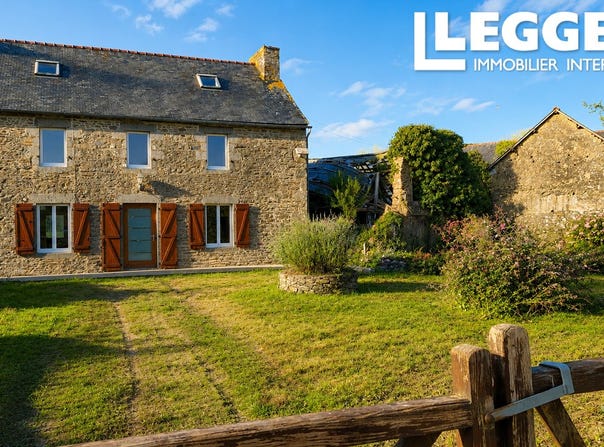 Le Mené, Brittany 22330