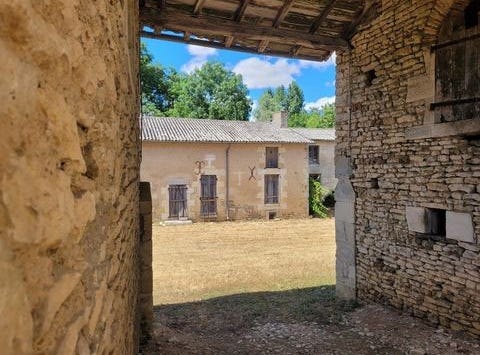 Vouille, Poitou-Charentes 86190