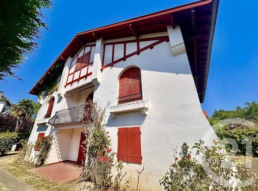 PAU, Nouvelle-Aquitaine 64000