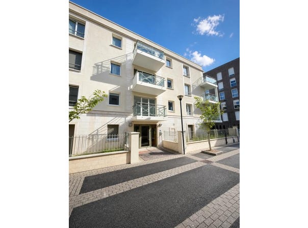 Rouen, Normandy 76100