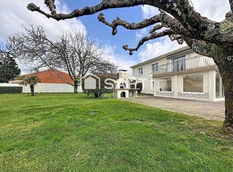 Salles, Aquitaine 33770
