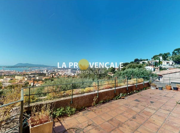 Toulon, Var 83100