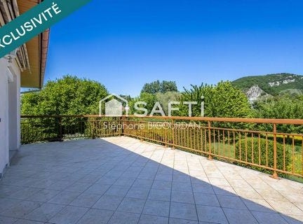 Avanne-Aveney, Franche-Comté 25720