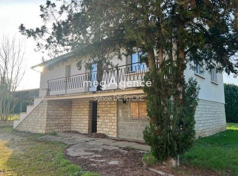 Champigny, Bourgogne 89340