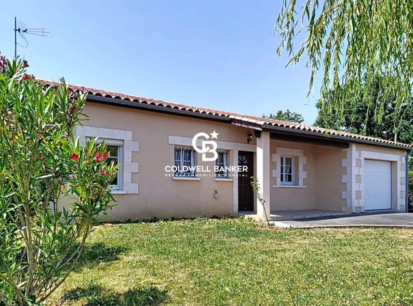 Bussac-sur-Charente, Poitou-Charentes 17100