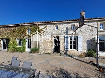 Coulonges-Sur-l'Autize, Poitou-Charentes 79160