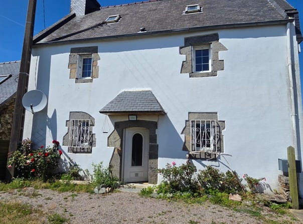 Plestin-les-Grèves, Brittany 22310