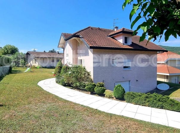 Vétraz-Monthoux, Haute-Savoie 74100