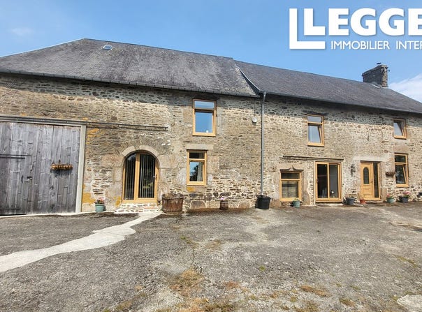 Savigny-le-Vieux, Normandy 50640