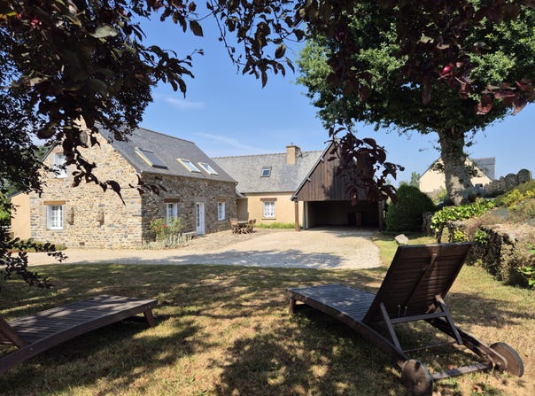 Lanfains, Brittany 22800