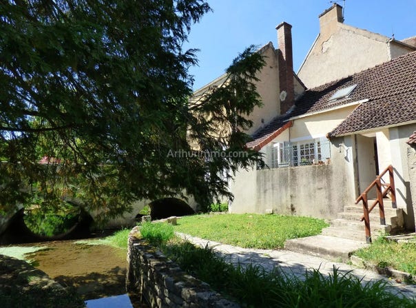 Noyers, Burgundy 89310