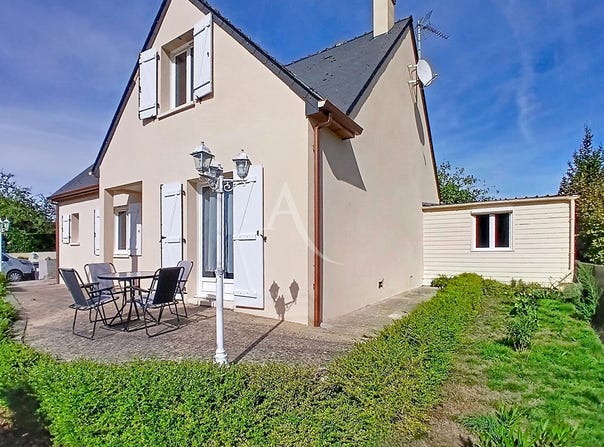 SOEURDRES, Pays de la Loire 49330