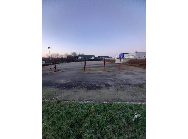 Entrammes, Mayenne 53260