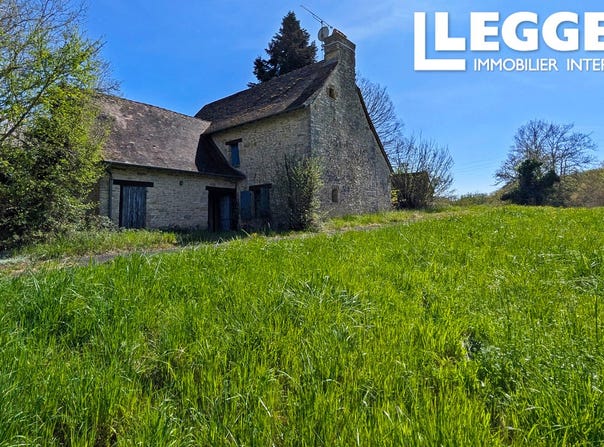 Hautefort, Nouvelle-Aquitaine 24390