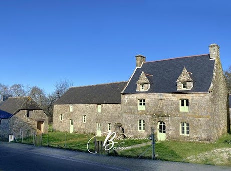 PONTIVY, Brittany 56300