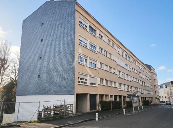 LAVAL, Pays de la Loire 53000