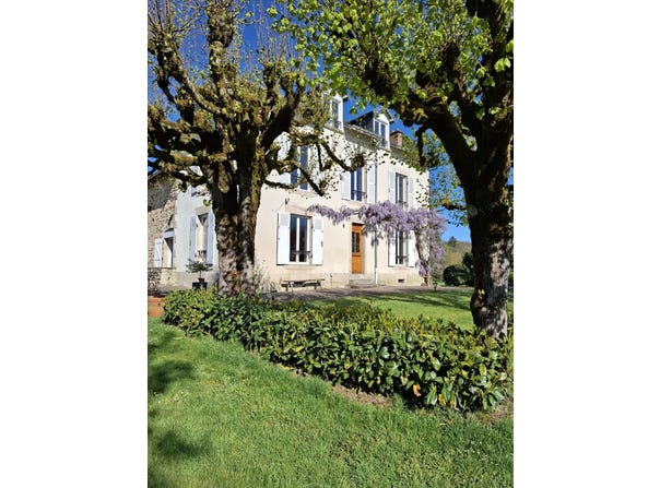 Ambazac, Limousin 87240