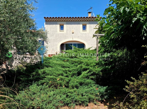 Maubec, Provence-Alpes-Côte d'Azur 84660