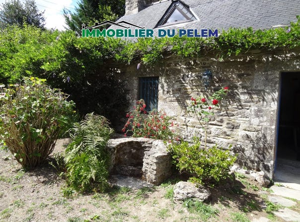 Plounévez-Quintin, Brittany 22110
