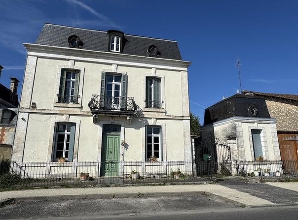 Chalais, Poitou-Charentes 16210