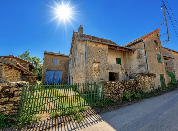 La Vineuse, Burgundy 71250