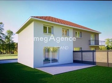 Laval, Pays de la Loire 53000