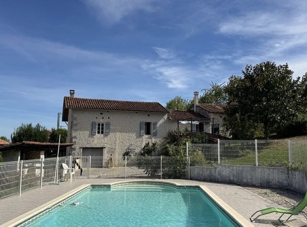 Salles-Lavalette, Poitou-Charentes 16190