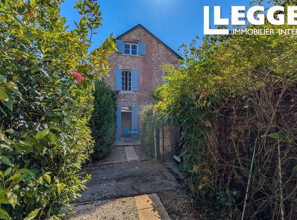 Hautefort, Nouvelle-Aquitaine 24390