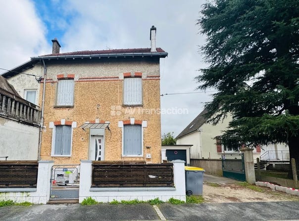 Fleury-les-Aubrais, Loiret 45400