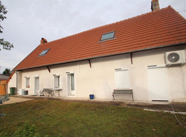 Charrin, Burgundy 58300