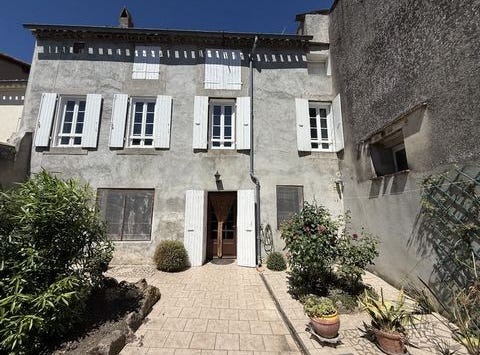 CASTELNAUDARY, Languedoc-Roussillon 11400