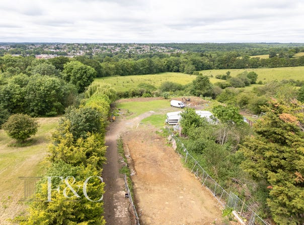 Goffs Oak, England EN7 5RU