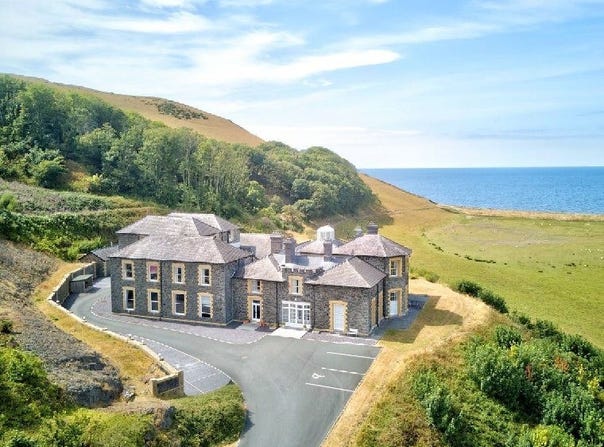 Llanychaiarn, Wales
