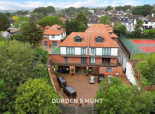 Chigwell, East of England