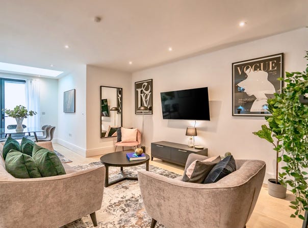 64 Lincoln's Inn Fields, London, England WC2A 3JX